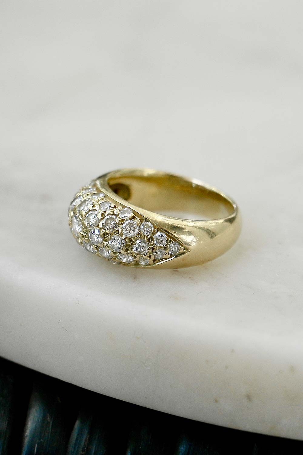Bague jonc en diamants